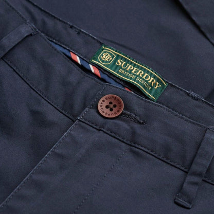 Памучен чино шорт Superdry — изглед отзад