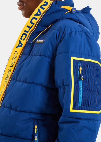 Яке Nautica Competition MAKO-PUFFER — изглед отзад